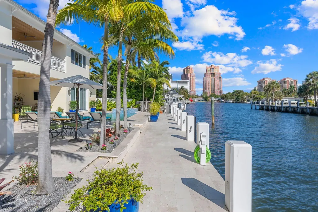 2870 NE 24th Place Fort Lauderdale FL 33305