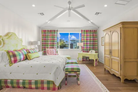 2870 NE 24th Place Fort Lauderdale FL 33305