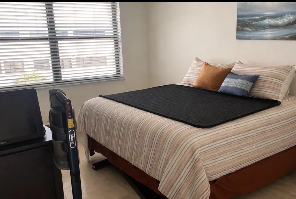 330 SE 20th Avenue Deerfield Beach FL 33441