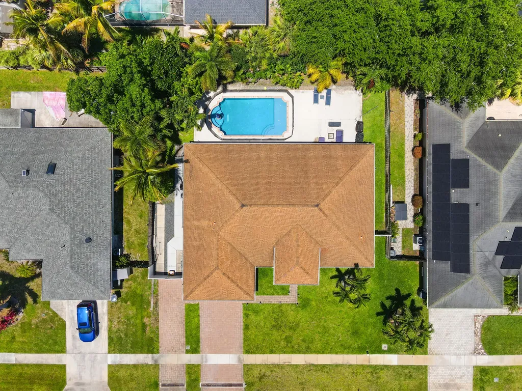 13885 Sheffield Street Wellington FL 33414