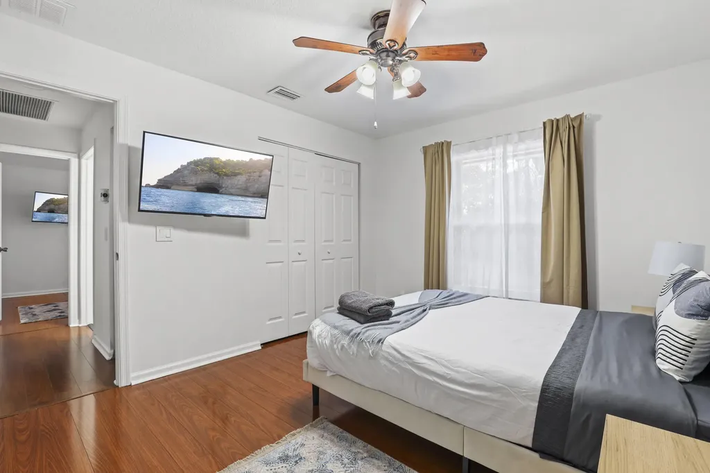 13885 Sheffield Street Wellington FL 33414