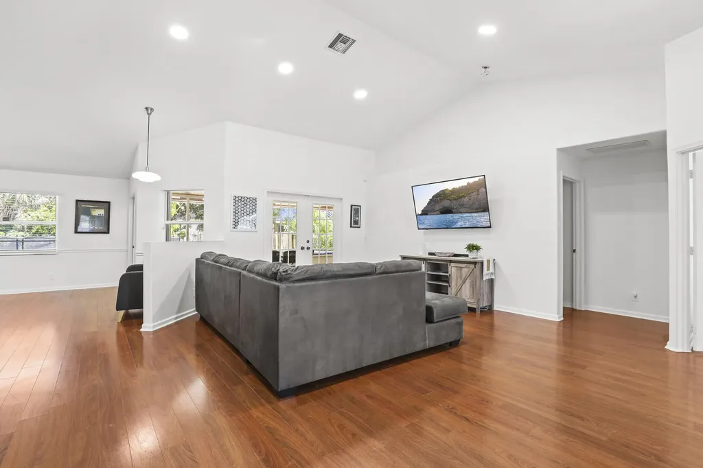 13885 Sheffield Street Wellington FL 33414