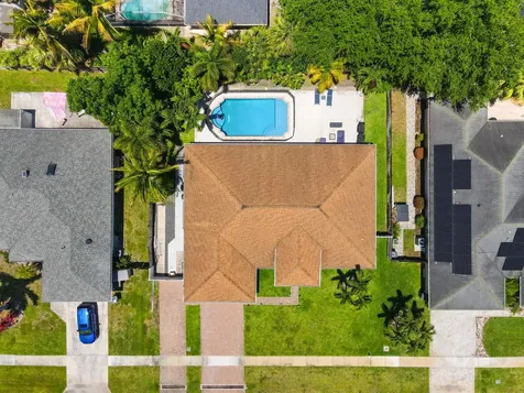 13885 Sheffield Street Wellington FL 33414