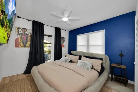 1004 NE 3rd Street Fort Lauderdale FL 33301