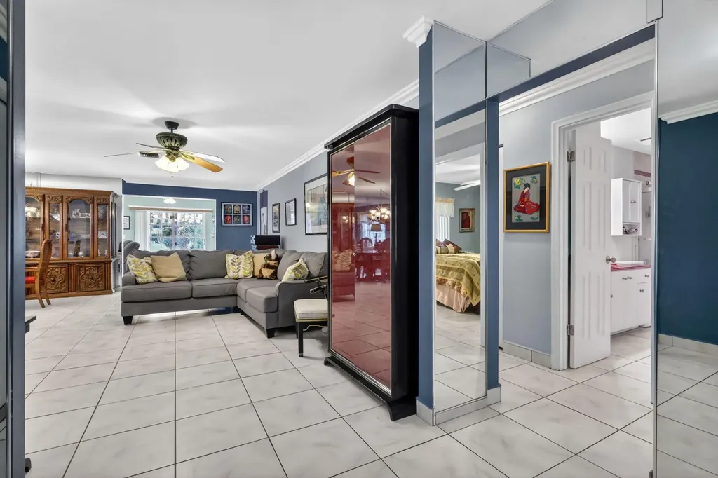 13469 Vía Vesta Delray Beach FL 33484