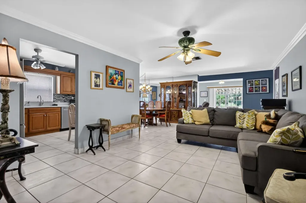 13469 Vía Vesta Delray Beach FL 33484
