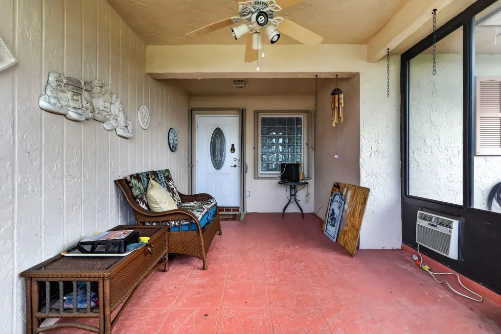13469 Vía Vesta Delray Beach FL 33484