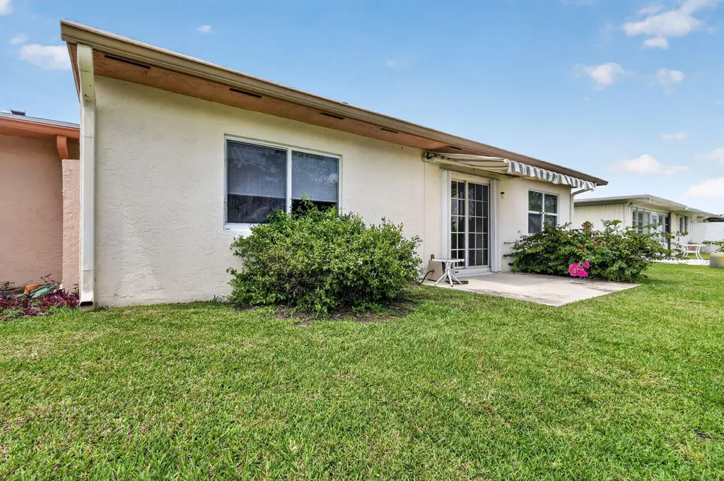 13469 Vía Vesta Delray Beach FL 33484
