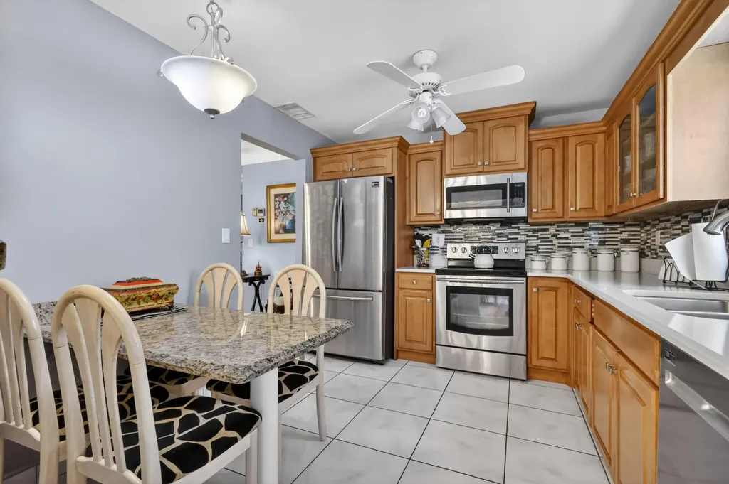 13469 Vía Vesta Delray Beach FL 33484