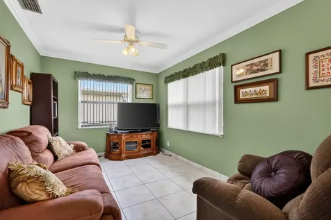 13469 Vía Vesta Delray Beach FL 33484