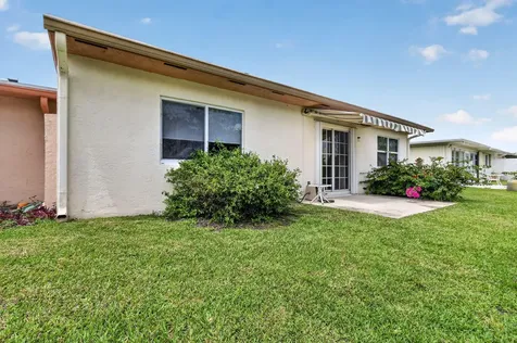 13469 Vía Vesta Delray Beach FL 33484