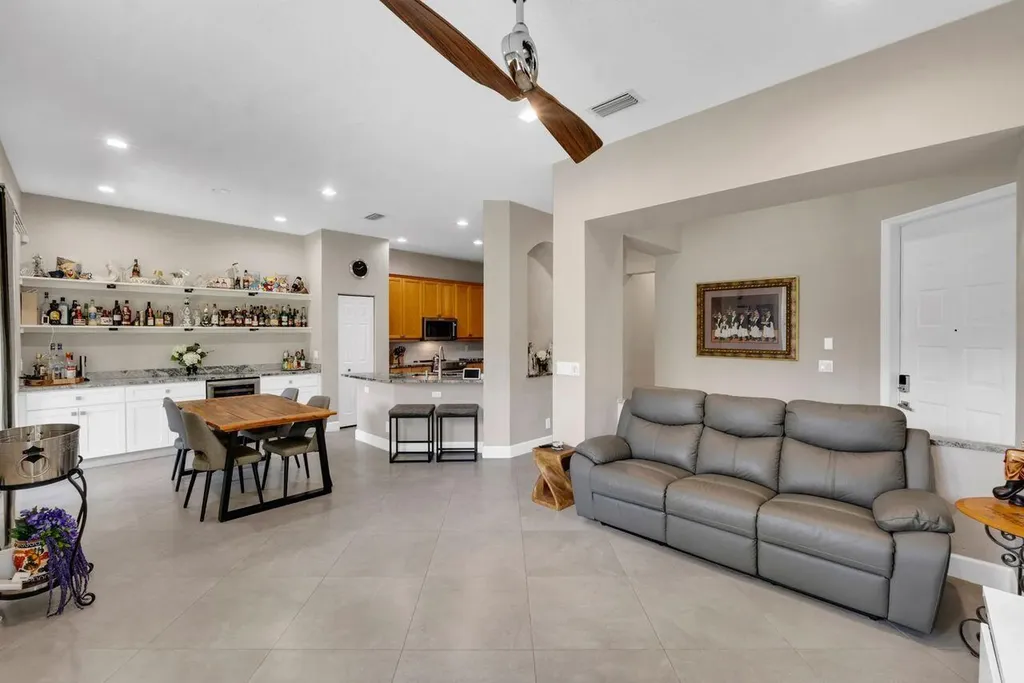 5812 NW 119th Terrace Coral Springs FL 33076