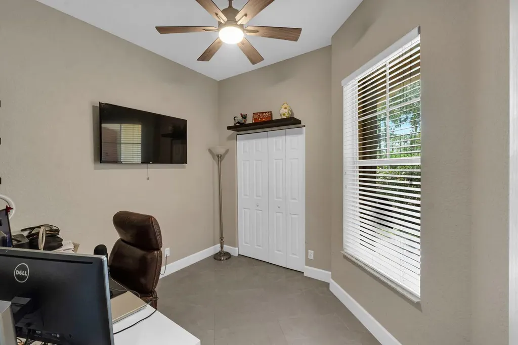 5812 NW 119th Terrace Coral Springs FL 33076