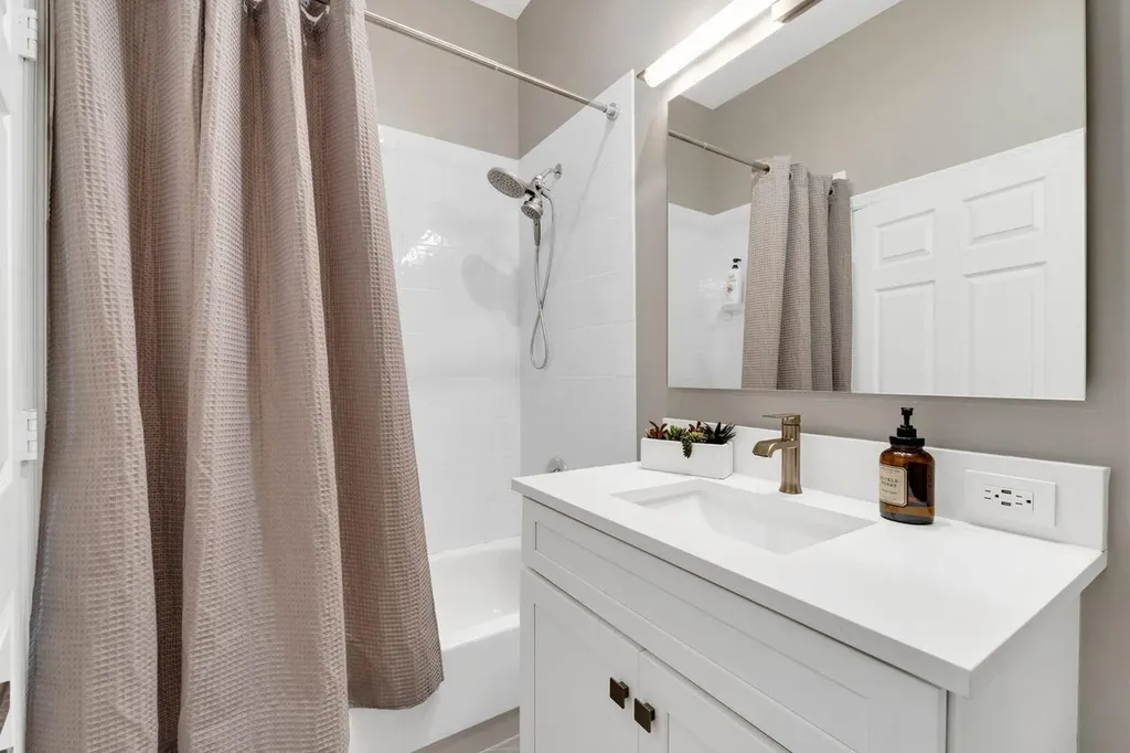 5812 NW 119th Terrace Coral Springs FL 33076