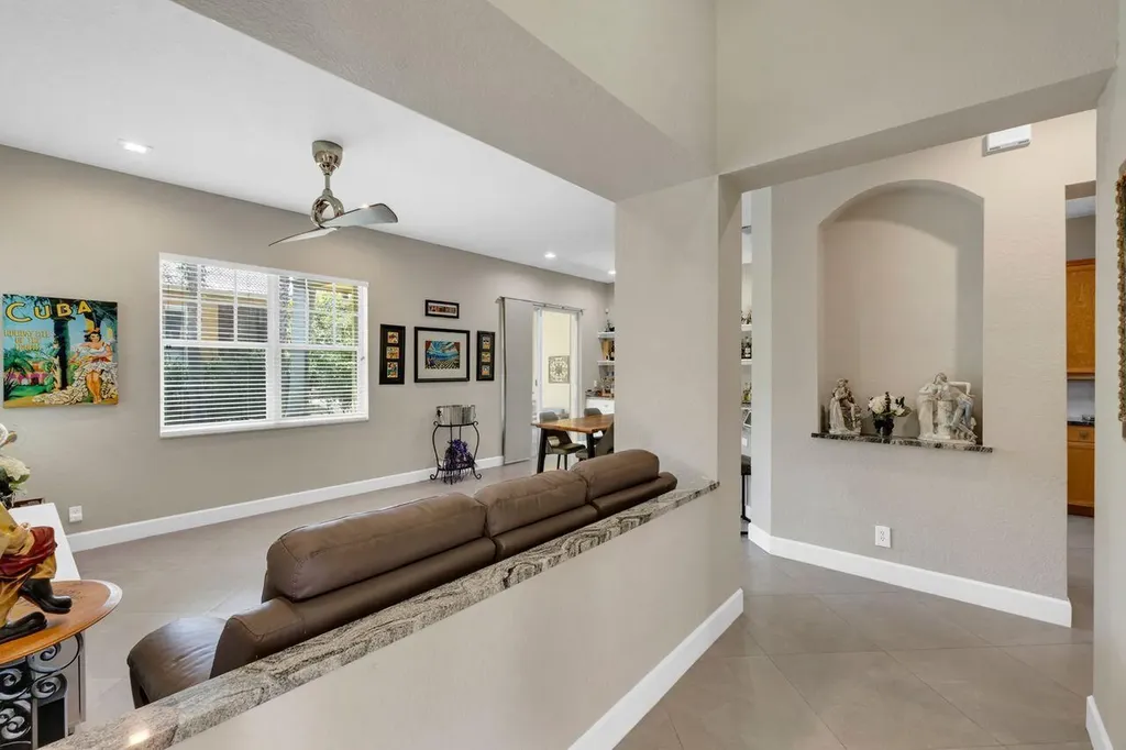 5812 NW 119th Terrace Coral Springs FL 33076