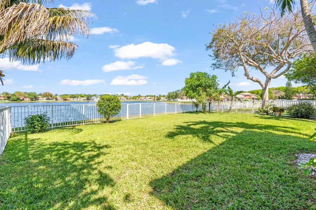 3302 Bollard Road West Palm Beach FL 33411