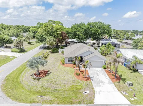 261 Midvale Terrace Sebastian FL 32958