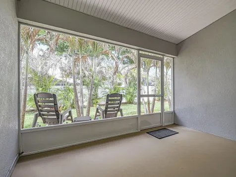 261 Midvale Terrace Sebastian FL 32958