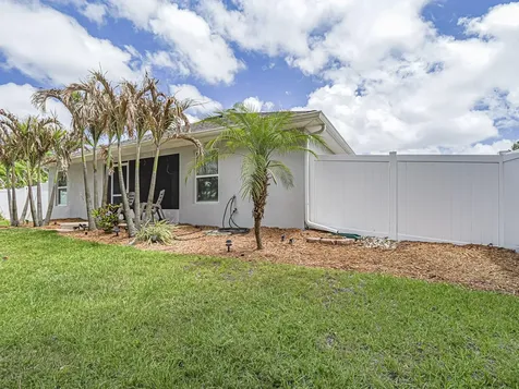 261 Midvale Terrace Sebastian FL 32958