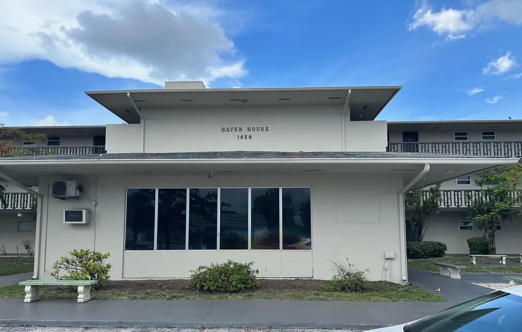 1450 E Sample Road Pompano Beach FL 33064