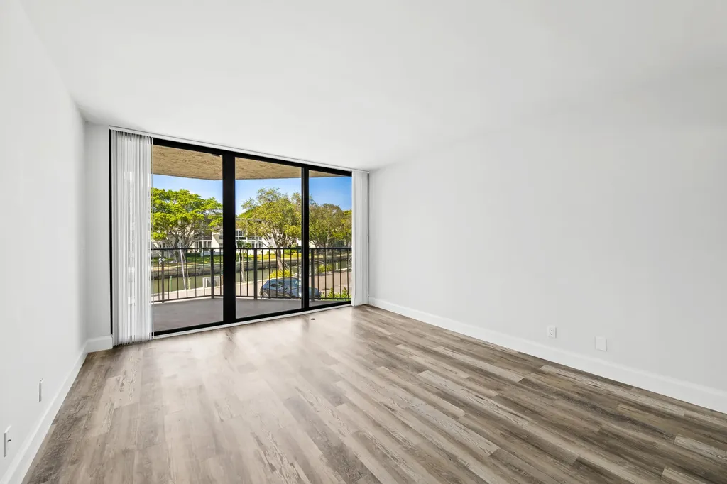 799 Jeffery Street Boca Raton FL 33487
