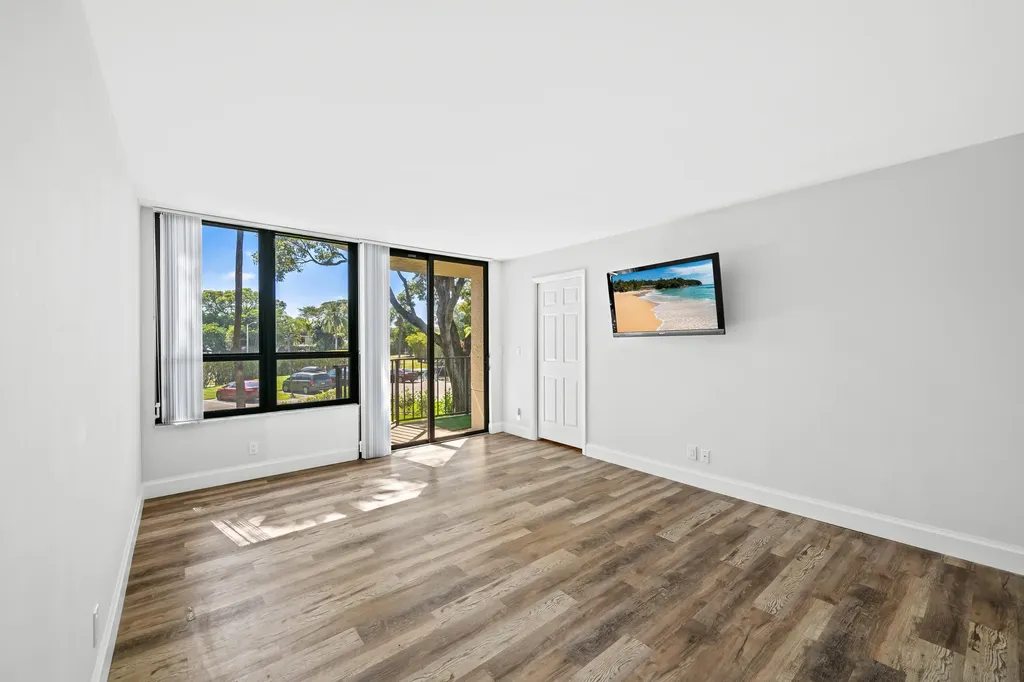 799 Jeffery Street Boca Raton FL 33487