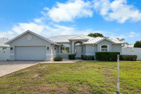1751 SW Bayshore Boulevard Port St Lucie FL 34984