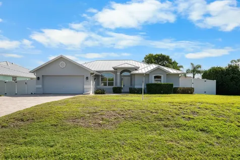 1751 SW Bayshore Boulevard Port St Lucie FL 34984