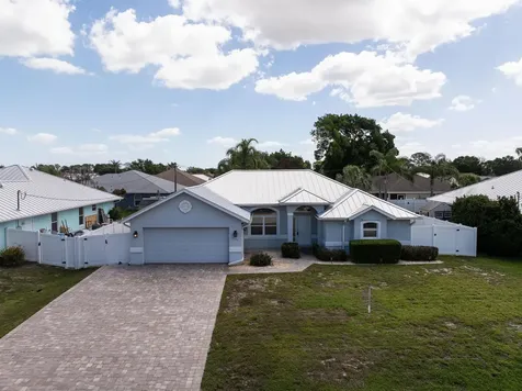 1751 SW Bayshore Boulevard Port St Lucie FL 34984
