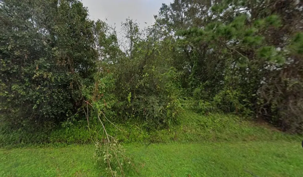 7204 Pensacola Road Fort Pierce FL 34951