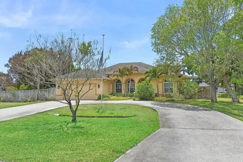 1456 SW Del Rio Boulevard Port St Lucie FL 34953