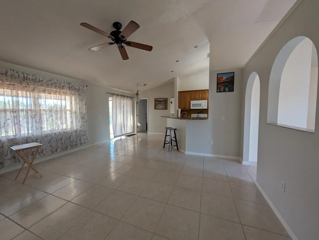 531 SW Bradshaw Circle Port St Lucie FL 34953