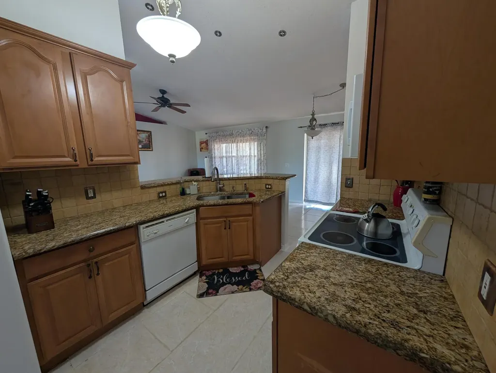 531 SW Bradshaw Circle Port St Lucie FL 34953
