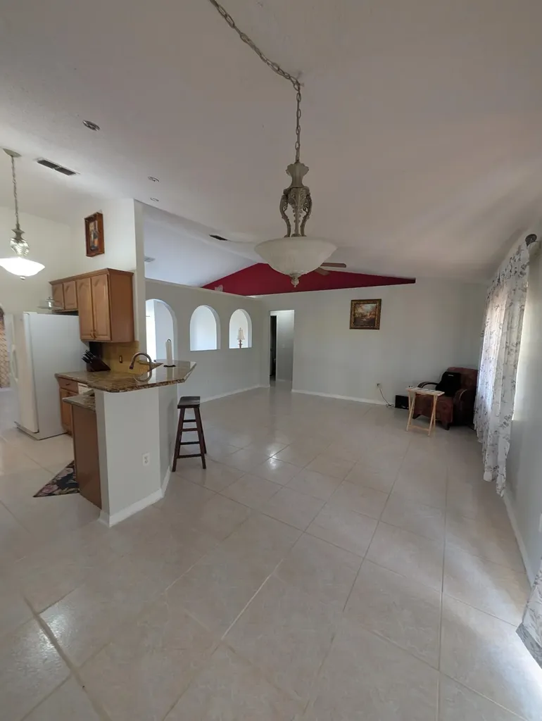 531 SW Bradshaw Circle Port St Lucie FL 34953