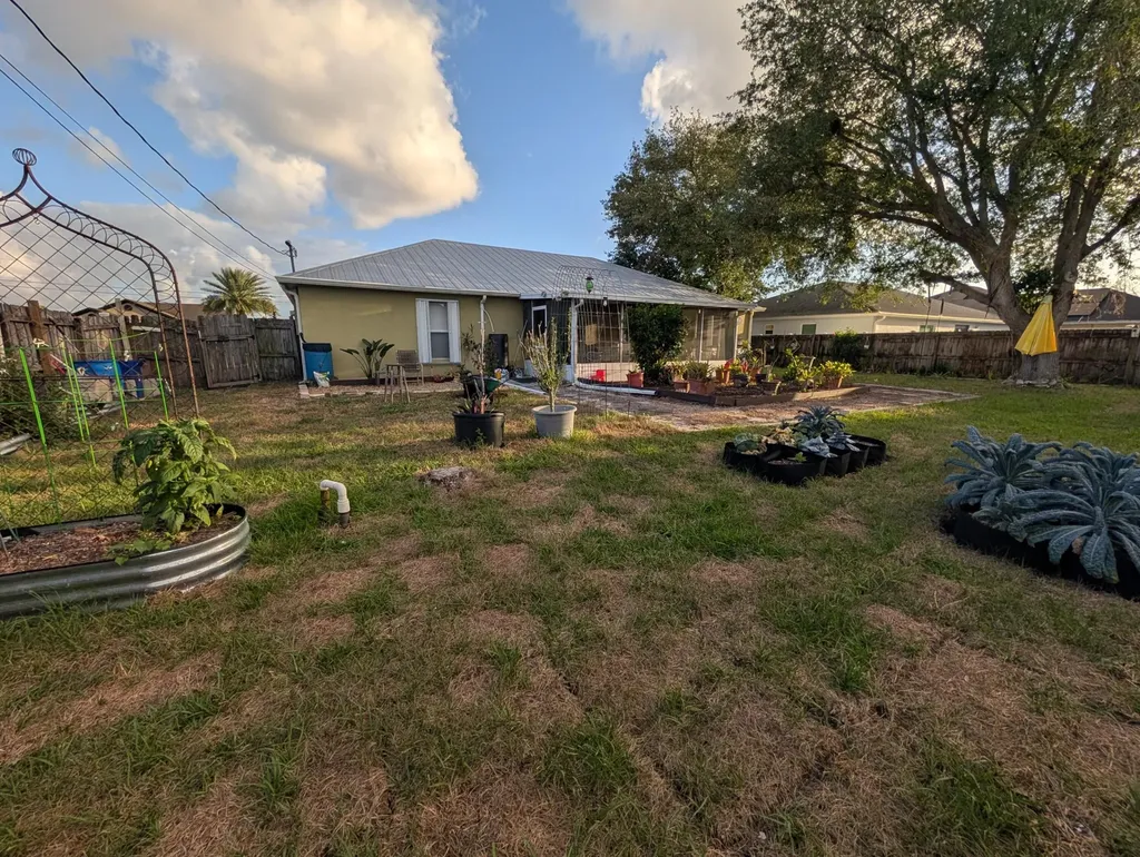 531 SW Bradshaw Circle Port St Lucie FL 34953