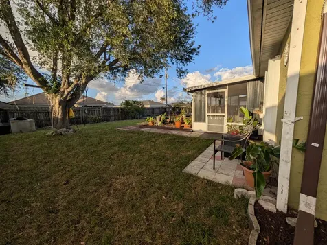 531 SW Bradshaw Circle Port St Lucie FL 34953