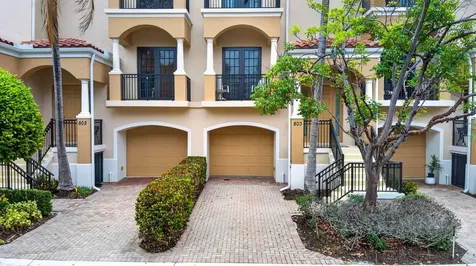 803 Del Sol Circle Tequesta FL 33469