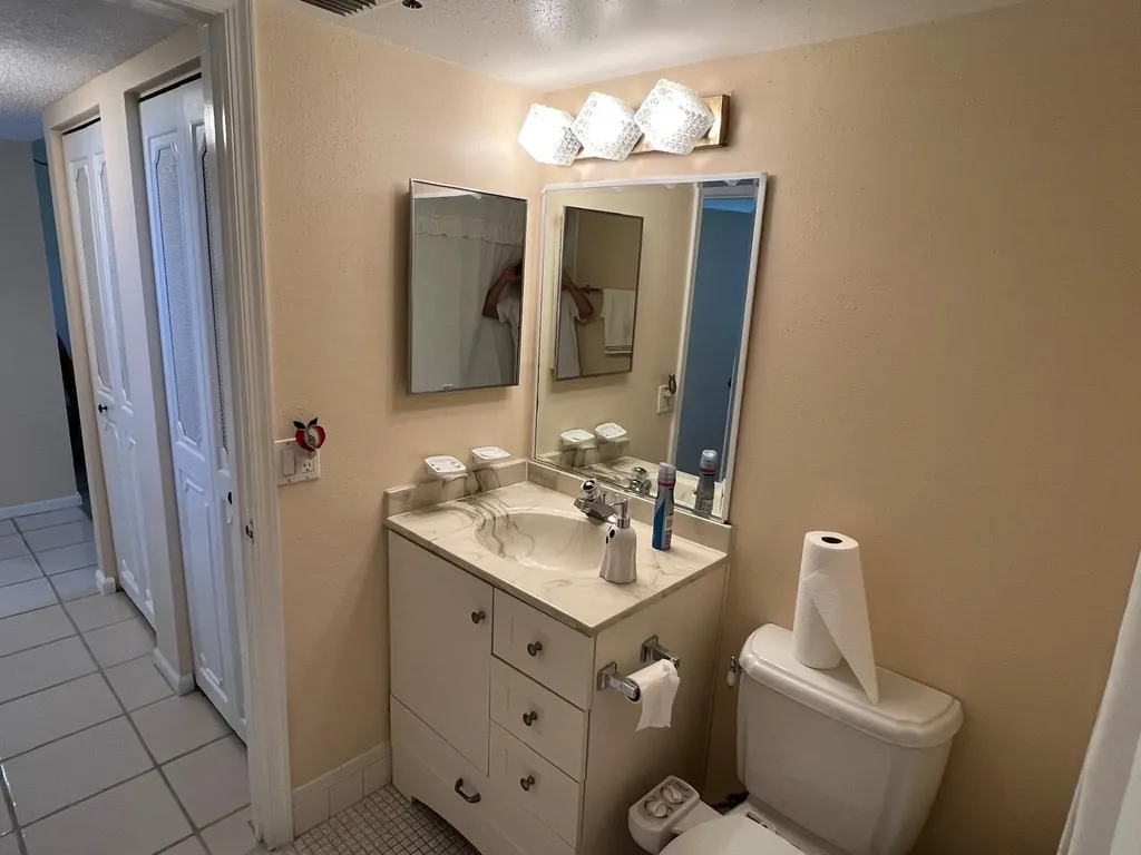 4570 NW 18th Avenue Deerfield Beach FL 33064
