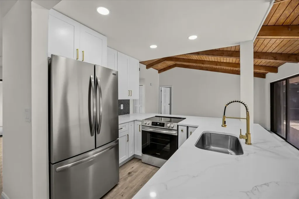 21143 N Escondido Way Way N Boca Raton FL 33433