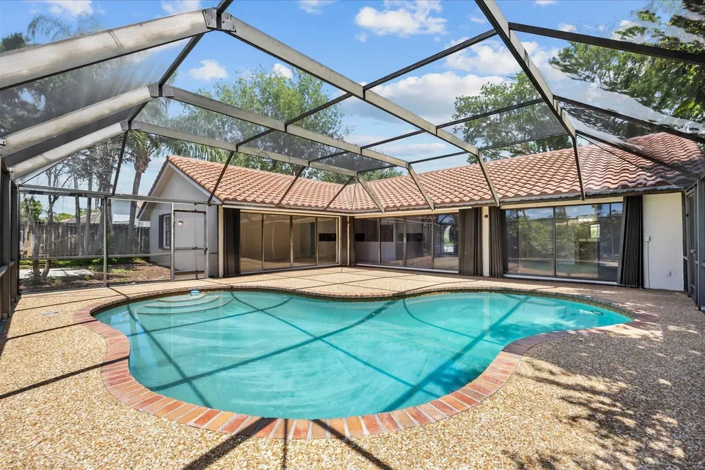 21143 N Escondido Way Way N Boca Raton FL 33433