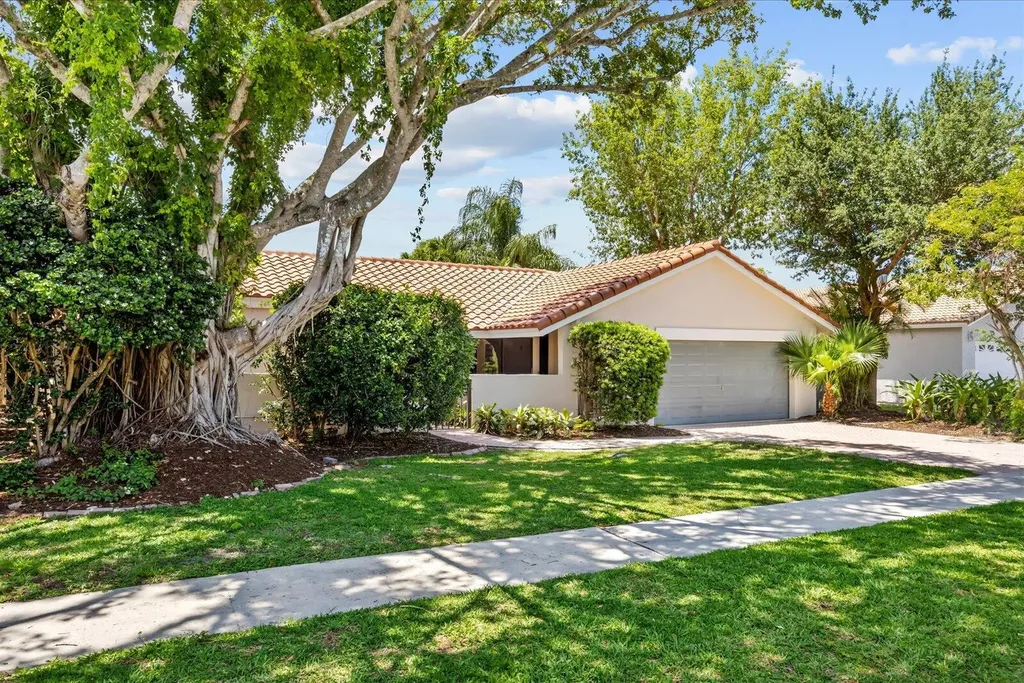 21143 N Escondido Way Way N Boca Raton FL 33433