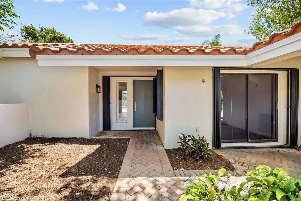 21143 N Escondido Way Way N Boca Raton FL 33433