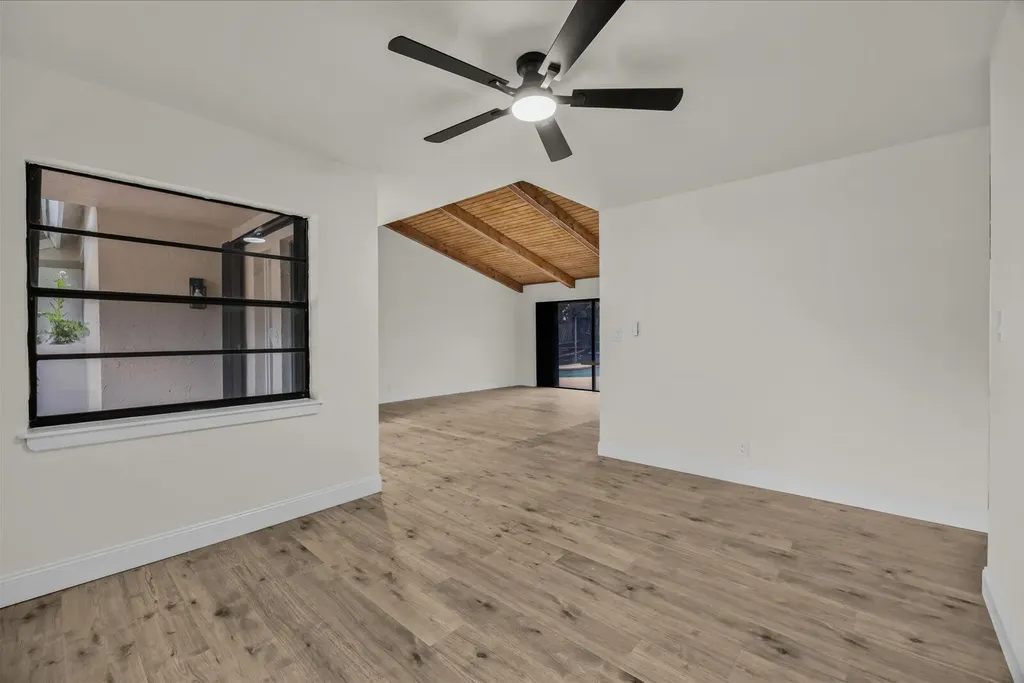 21143 N Escondido Way Way N Boca Raton FL 33433