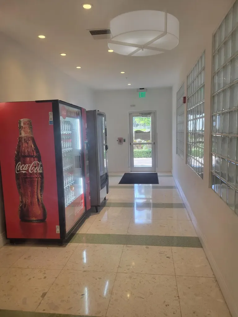 3901 S Ocean Drive Hollywood FL 33019