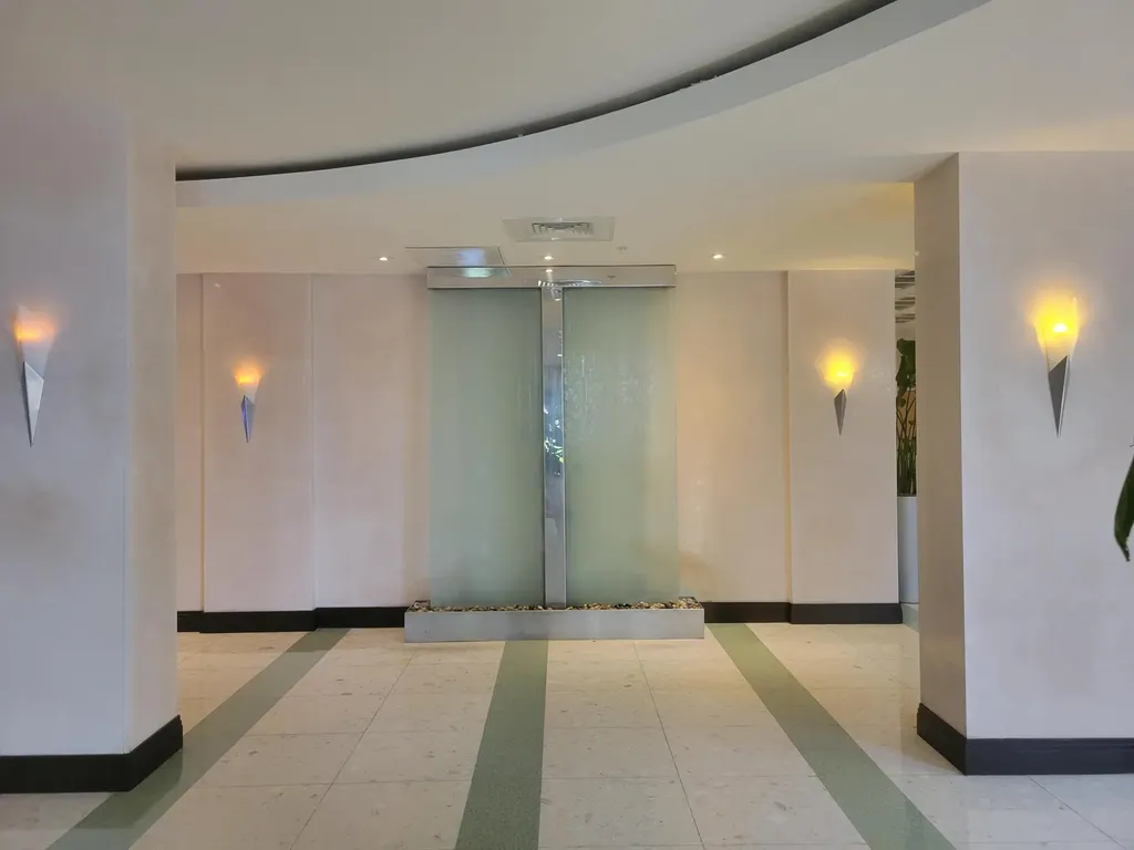 3901 S Ocean Drive Hollywood FL 33019