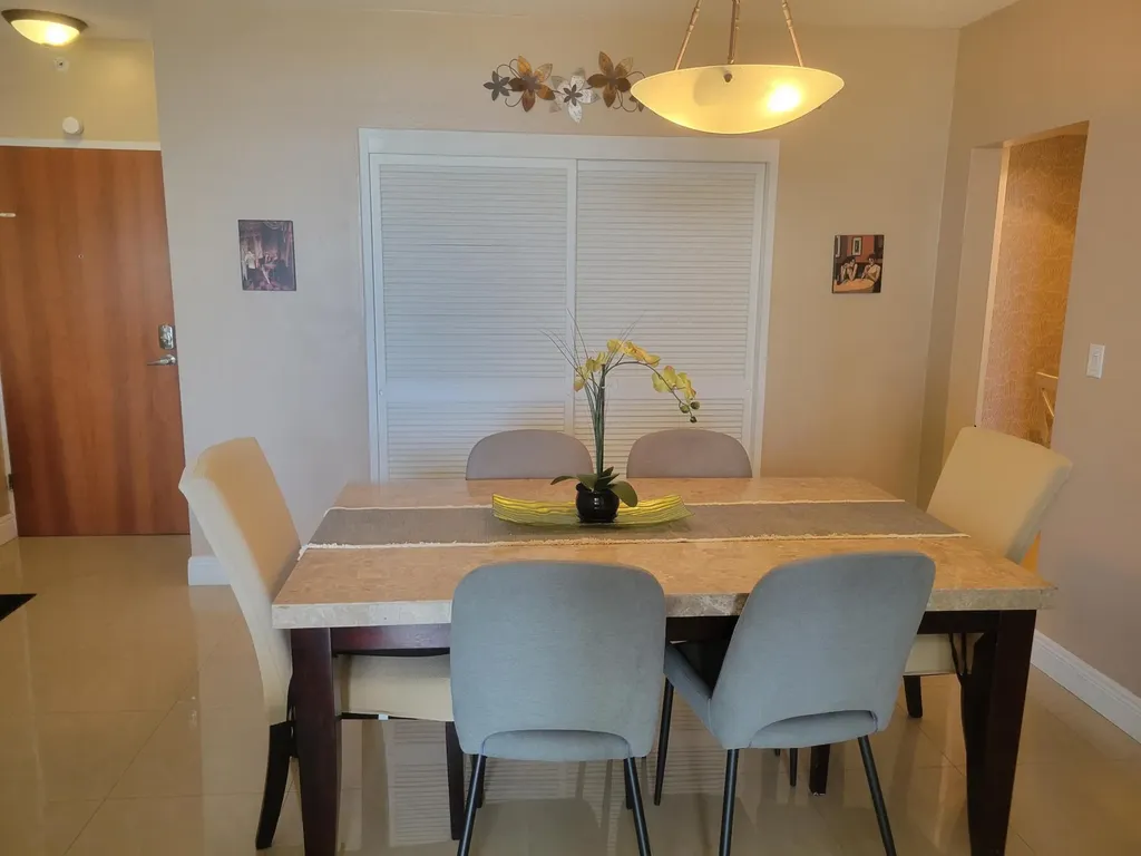3901 S Ocean Drive Hollywood FL 33019