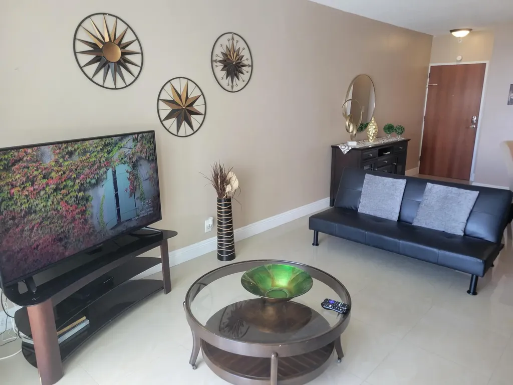 3901 S Ocean Drive Hollywood FL 33019