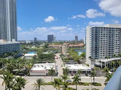 3901 S Ocean Drive Hollywood FL 33019