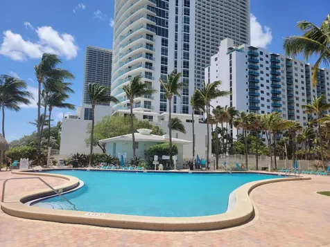 3901 S Ocean Drive Hollywood FL 33019