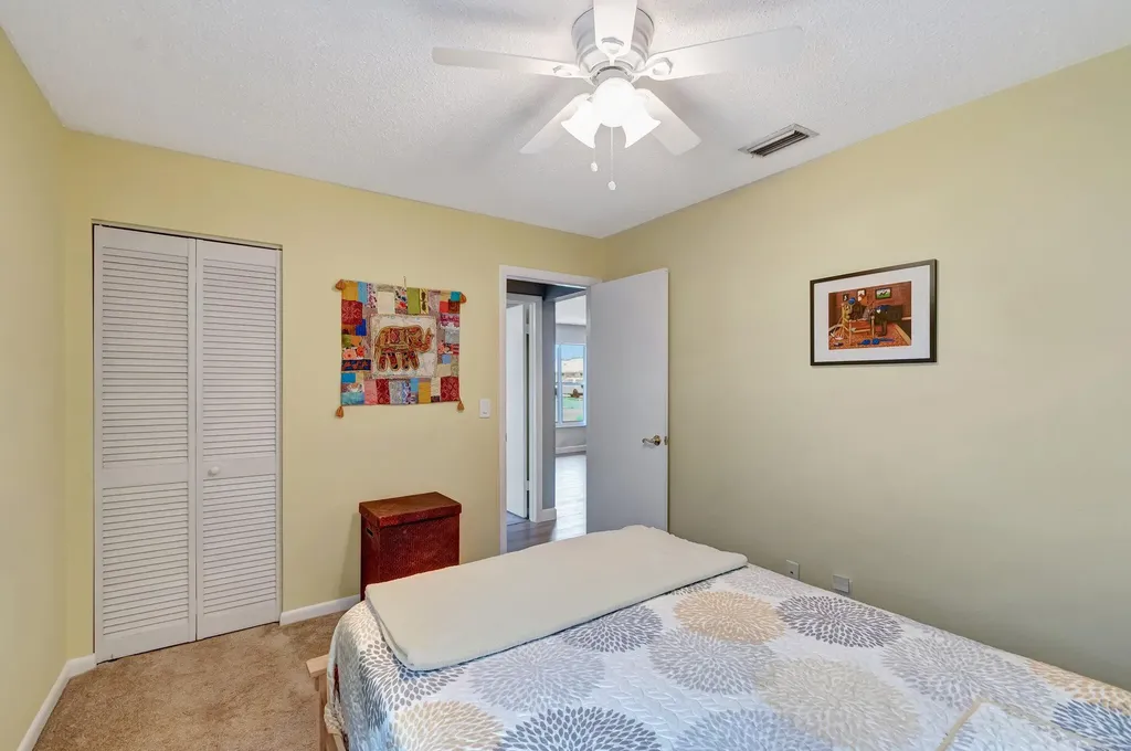 9212 Fountain Road Lake Worth FL 33467